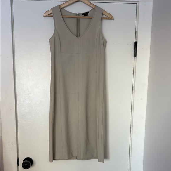 Theory Kale Dress, Size 4, NWOT - Picture 3 of 7